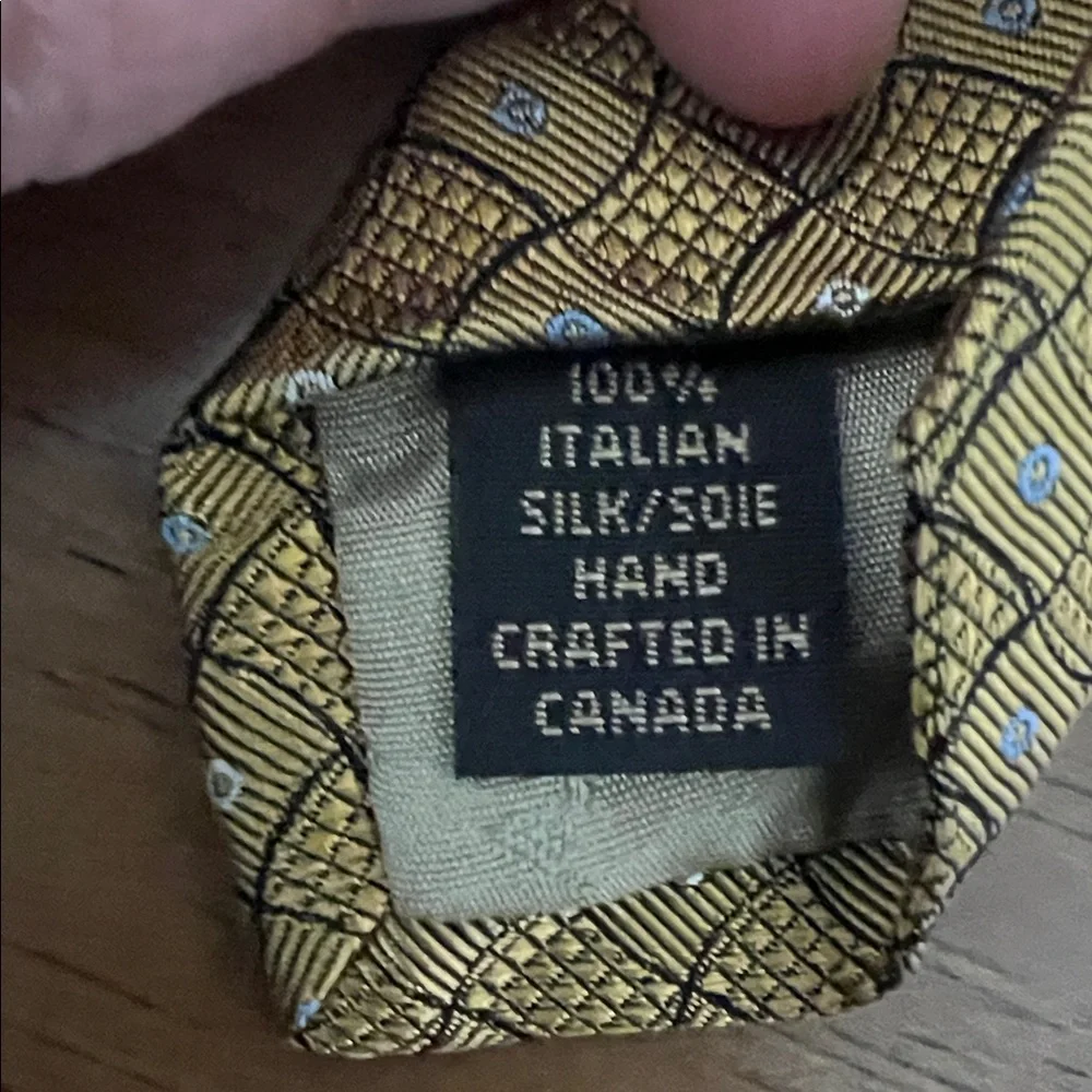 Dior Signature Gold and Black Patterned Tie, 100% Italian Silk - Picture 4 of 7